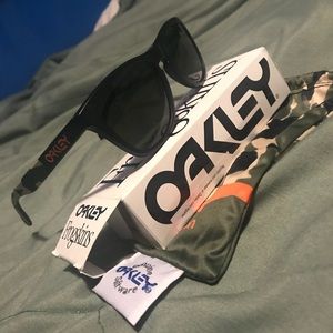 Oakley Frogskin Eric Koston edition